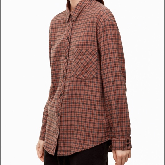 Aritzia Wilfred Free blouse in great condition - Picture 2 of 5